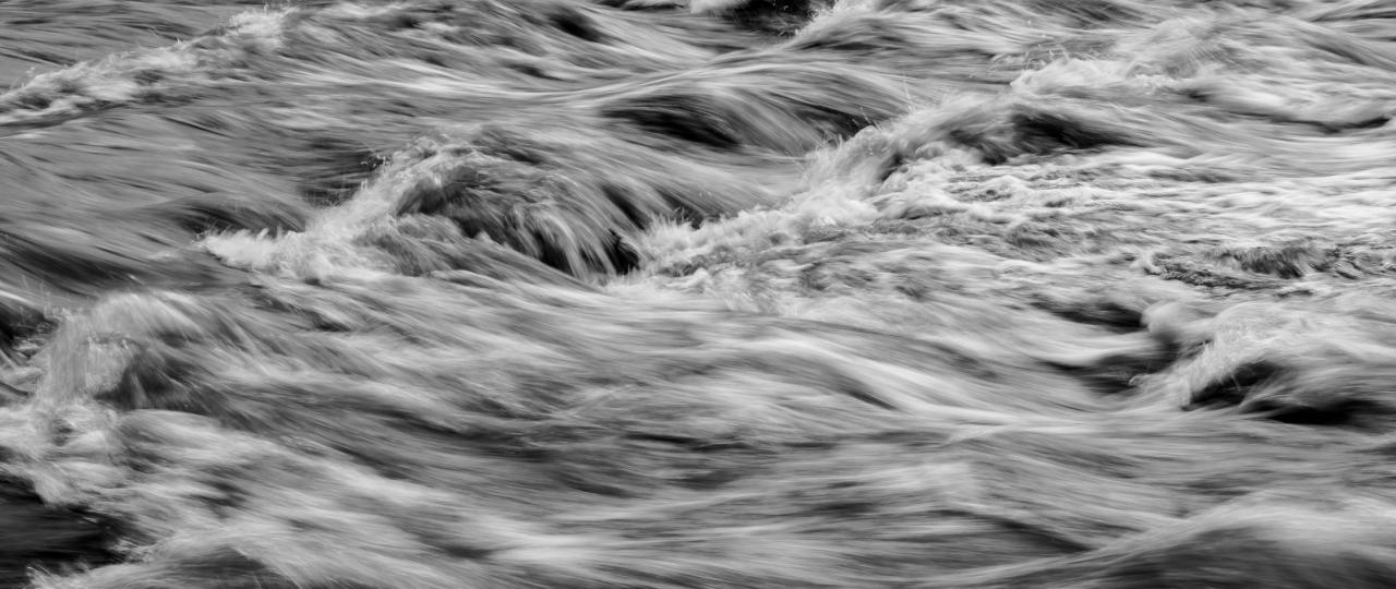 Water and Loss and Damage. Photo: Lukas Hron, unsplash